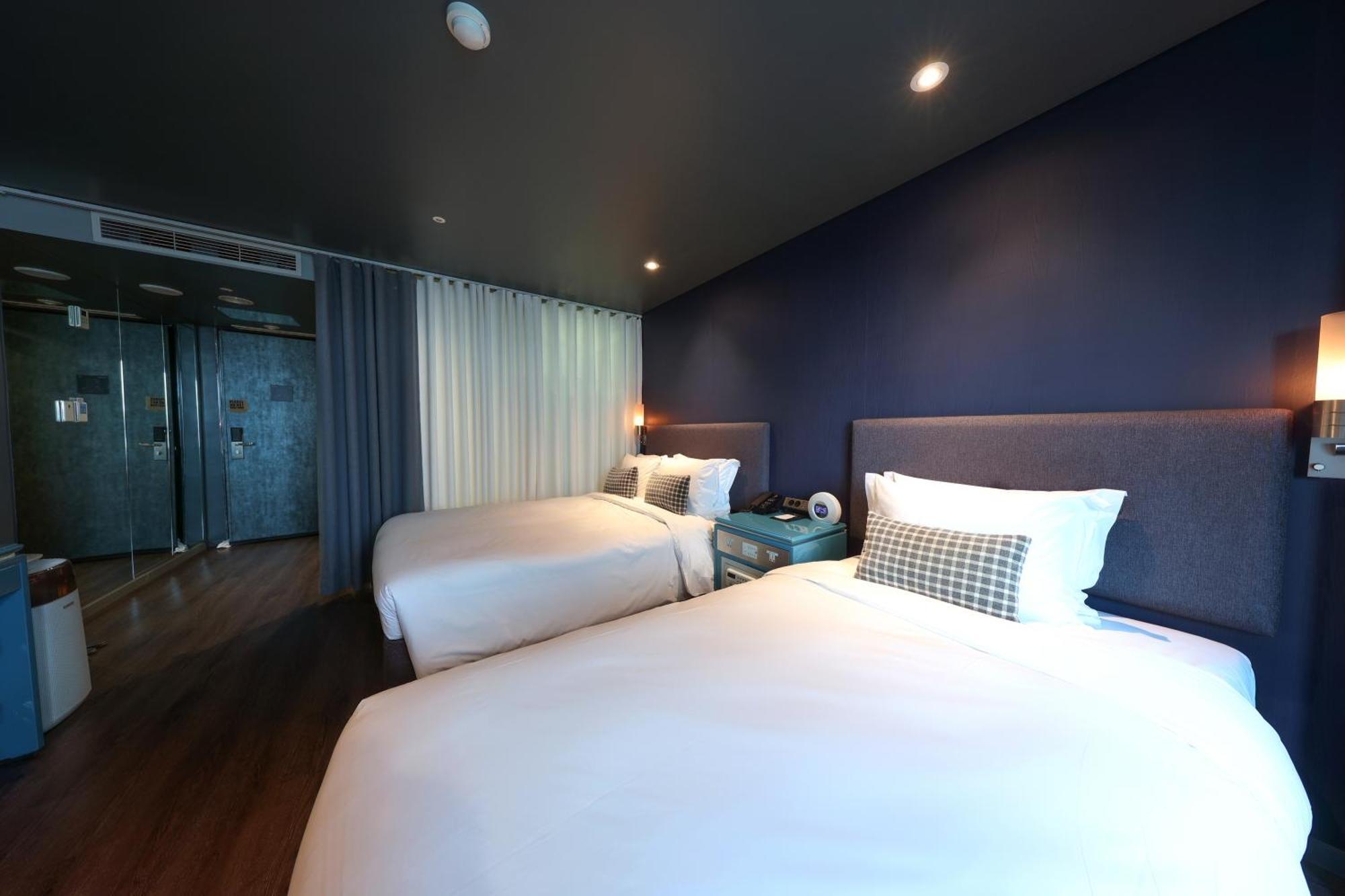 Imperial Palace Boutique Itaewon